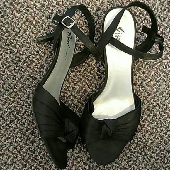 FIONI Clothing Shoes - Fioni Black Open-Toe Heels